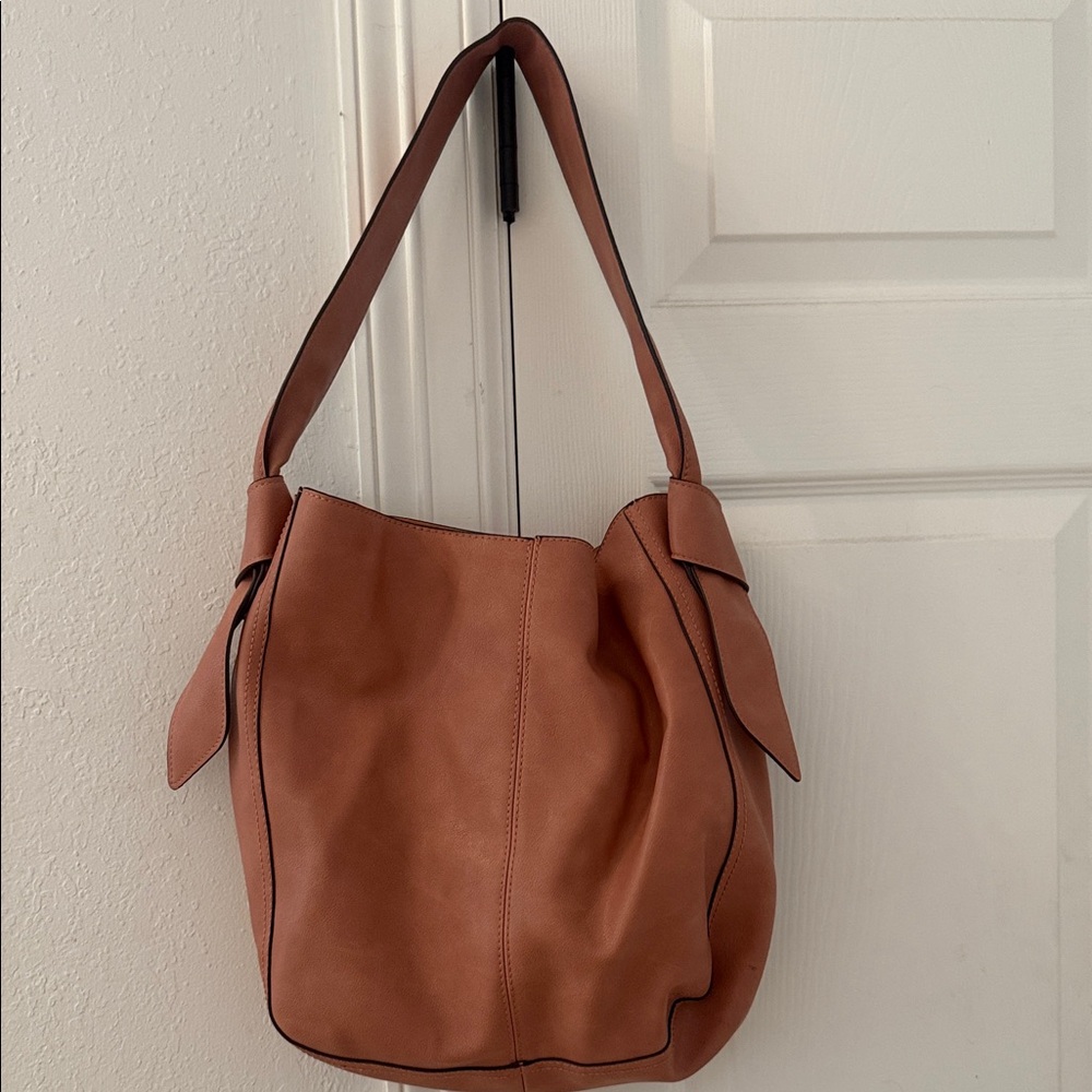 Cute pink Frye purse